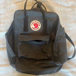 FJALLRaven Kanken Backpack